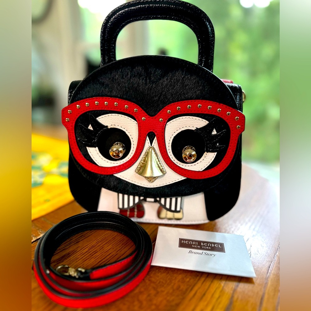 FABULOUS Quite HTF HENRI BENDEL Limited Edition PENGUIN Crossbody Satchel NWOT